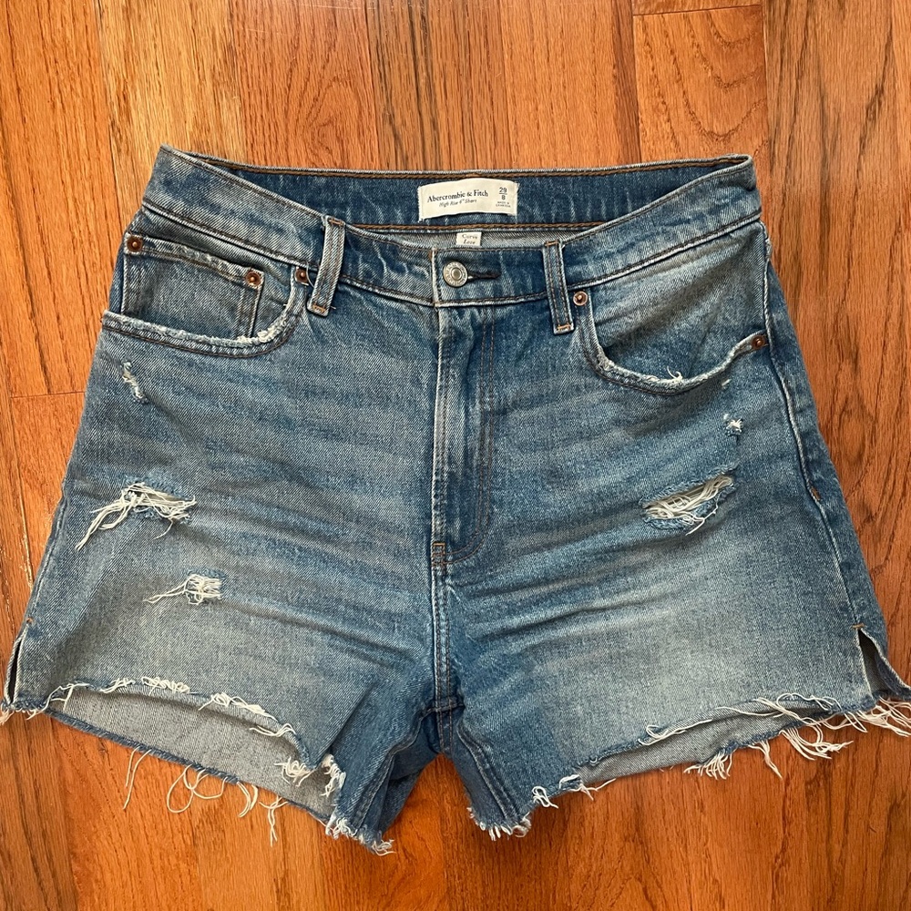 Abercrombie & Fitch High Rise 4” Jean Short